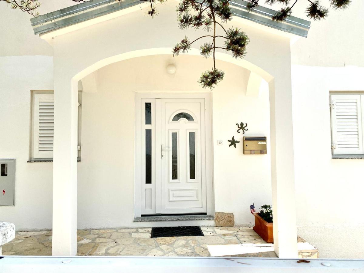 Villa Infinity Mandre Exterior photo